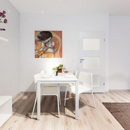 Appartement Project Comfort Apartament Dywizjonu 303 175/8 Warszawa Extérieur photo