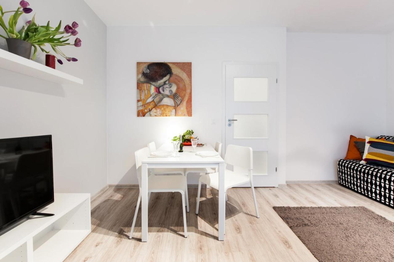 Appartement Project Comfort Apartament Dywizjonu 303 175/8 Warszawa Extérieur photo